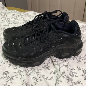 7.5women Nike Air max Plus👟